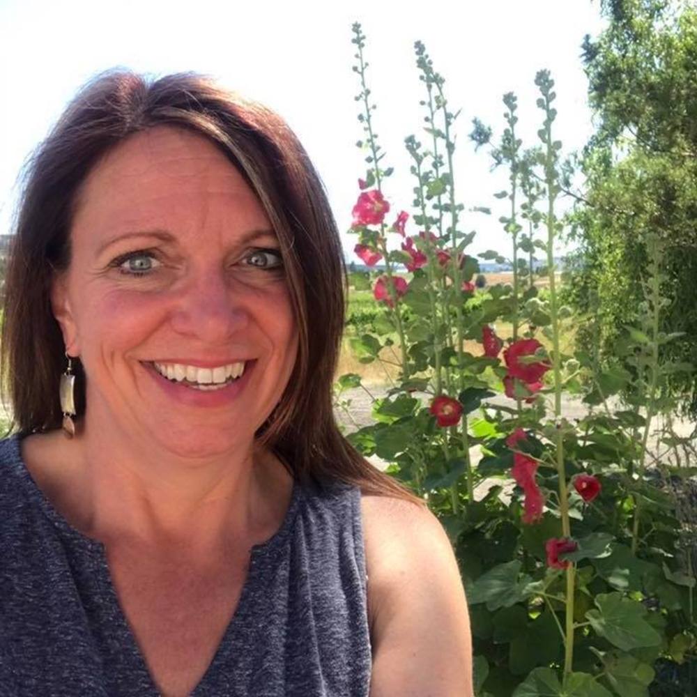 Meet your Posher, Lisa